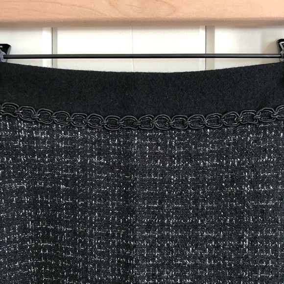 Tory Burch silver and black tweed pencil skirt - Picture 3 of 9